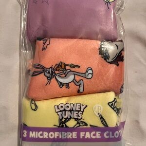 Looney Tunes Microfiber Face Cloths Set
